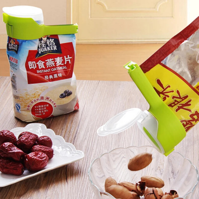 Travel food clip,